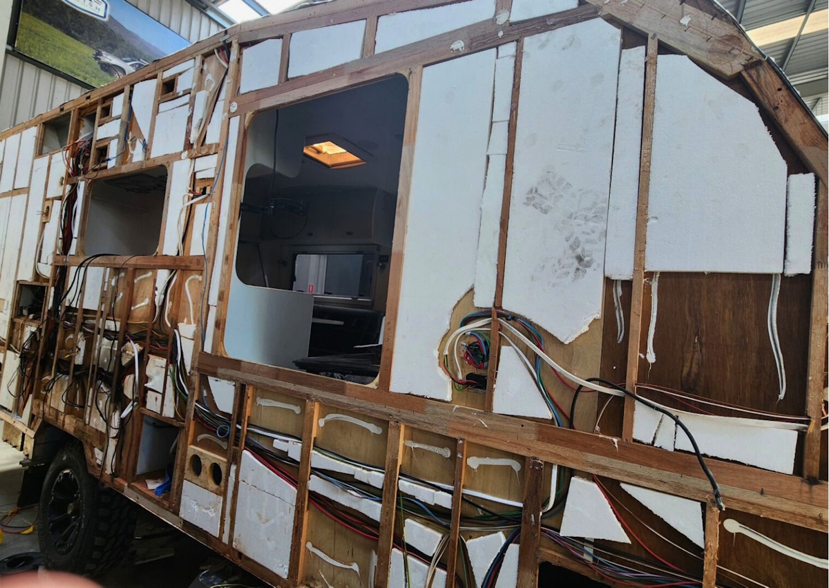 Mould and Mildew Growth Removal 1